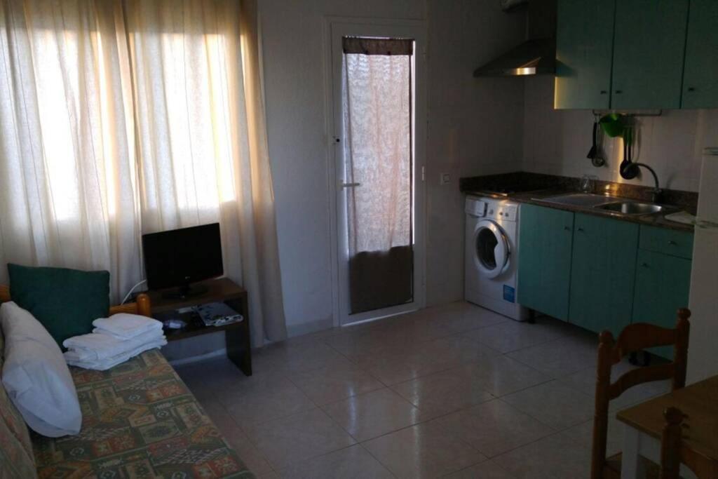 Tranquilo Apartamento Con Preciosa Cala En La Puerta Сьюдадела Экстерьер фото
